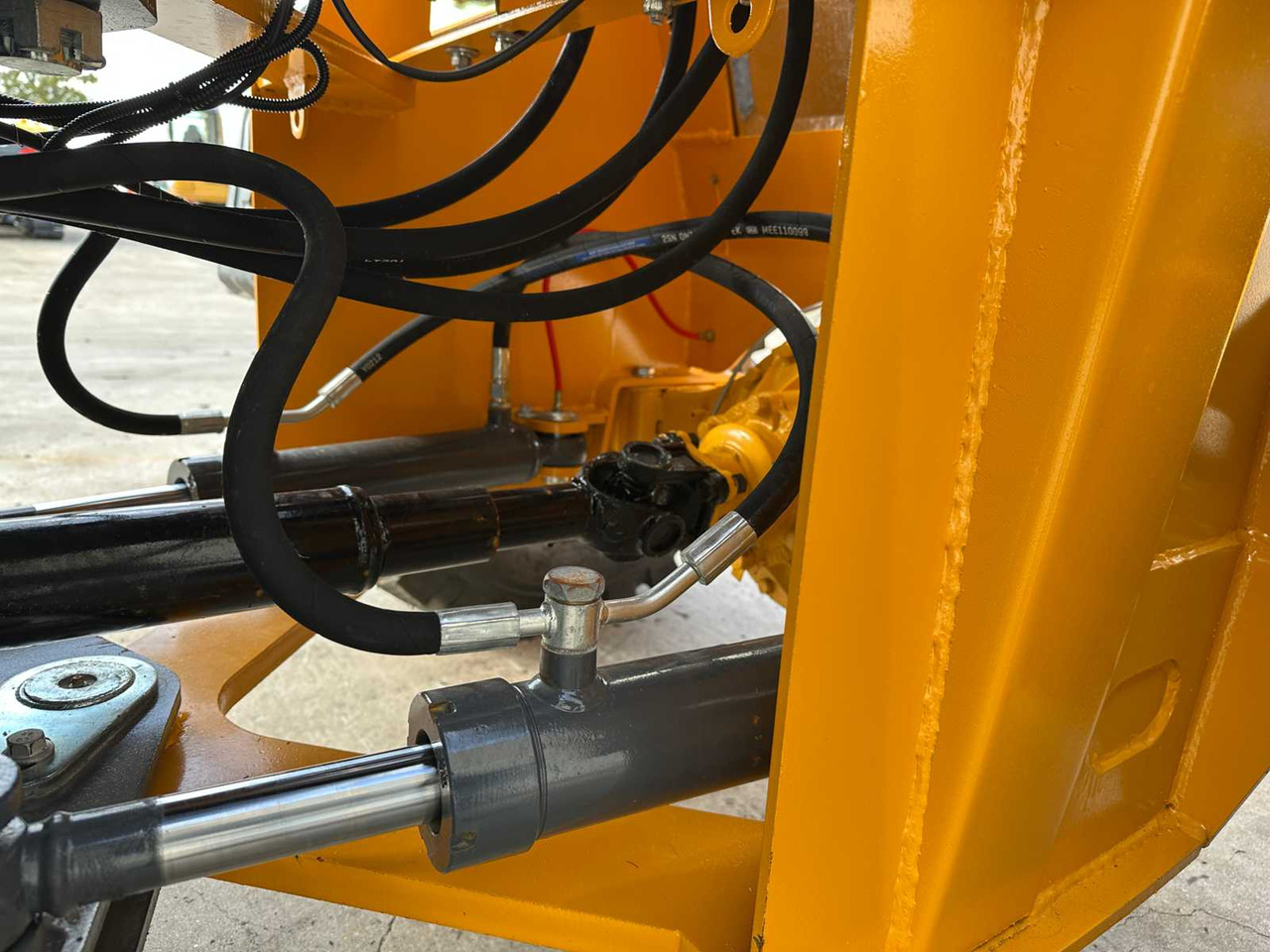 Chargeuse sur pneus JBG - 2025 - WL20 - SHOVEL