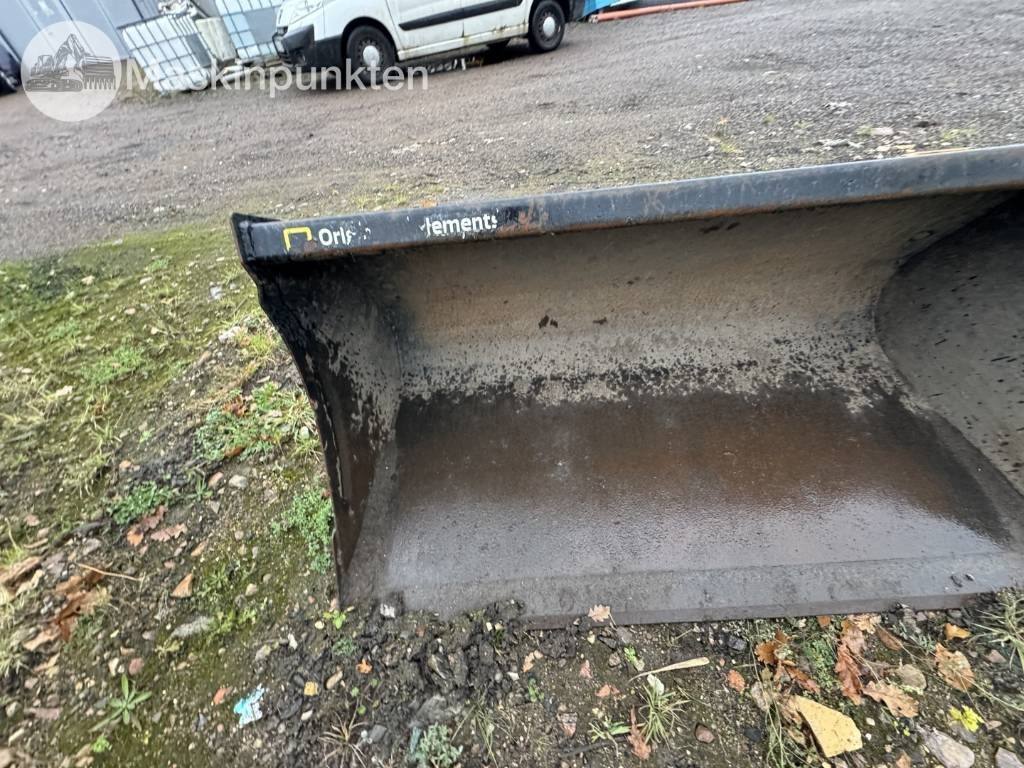 Chargeuse sur pneus JCB 403