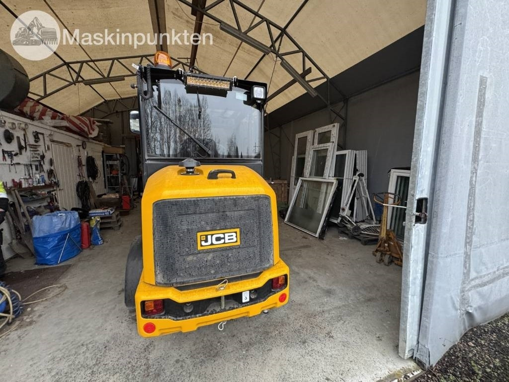 Chargeuse sur pneus JCB 403