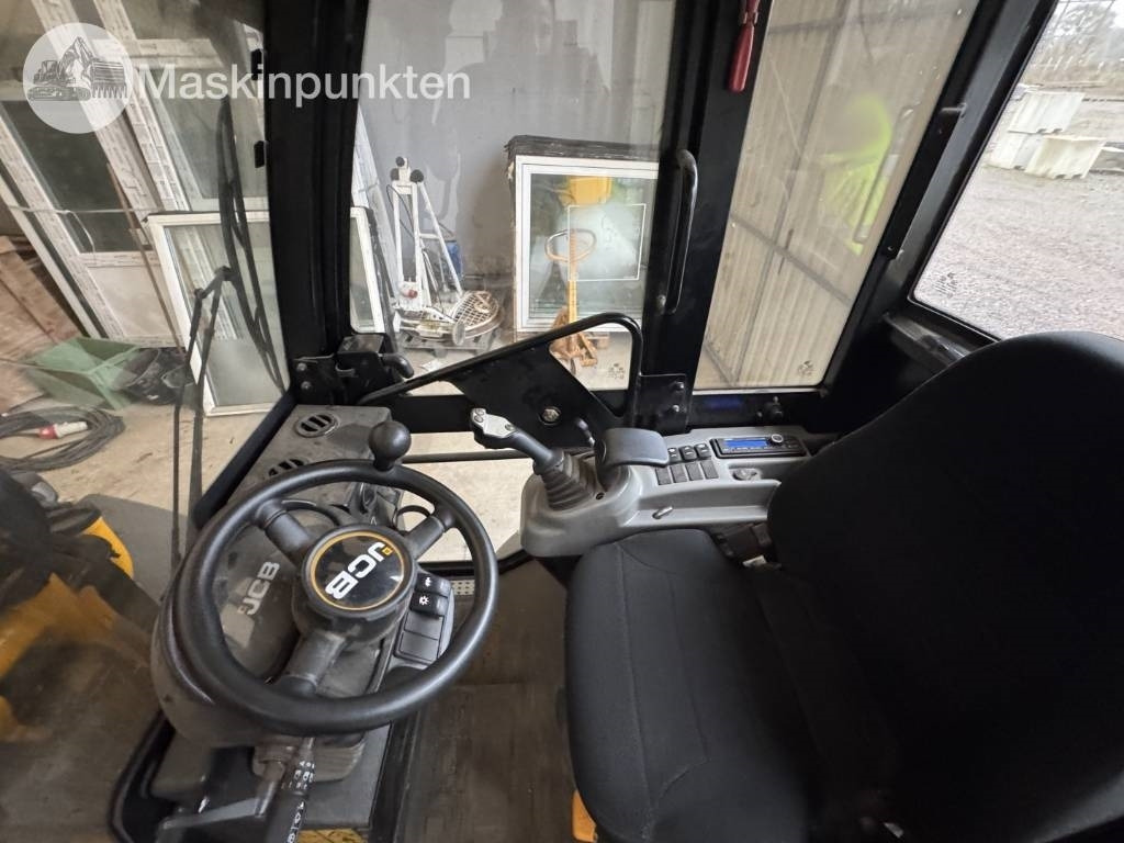 Chargeuse sur pneus JCB 403