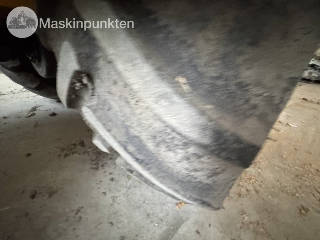 Chargeuse sur pneus JCB 403