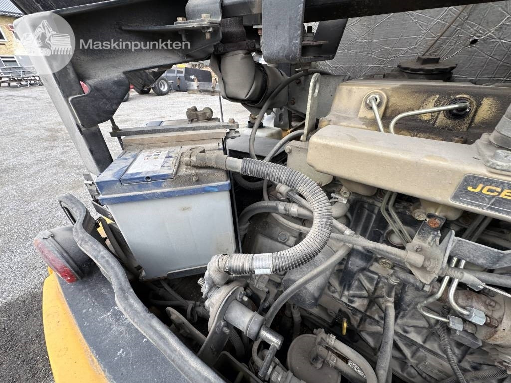 Chargeuse sur pneus JCB 406