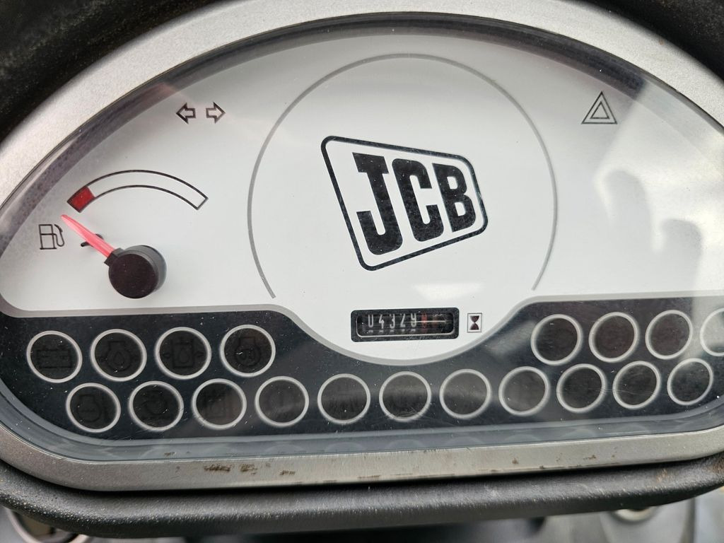 Chargeuse sur pneus JCB 406