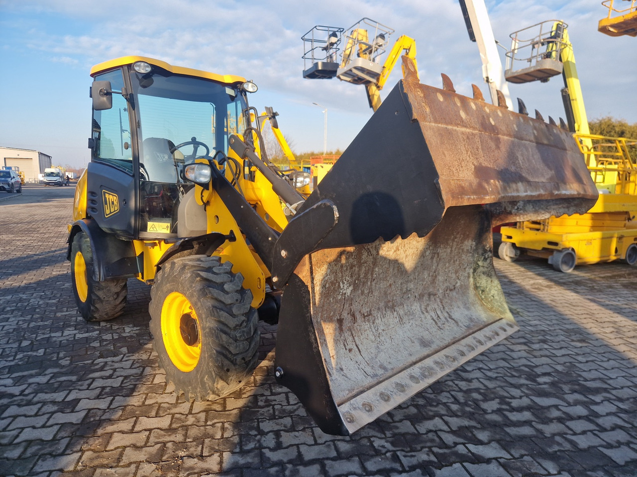 Chargeuse sur pneus JCB 406 B