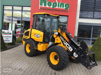Chargeuse sur pneus JCB 407