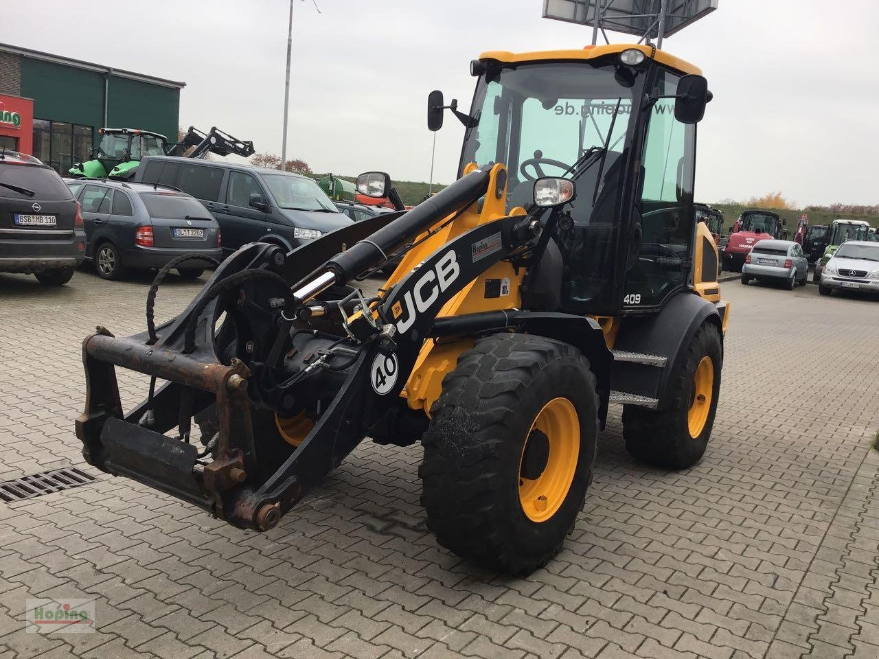 Chargeuse sur pneus JCB 409