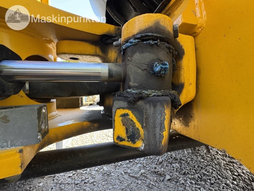 Chargeuse sur pneus JCB 409