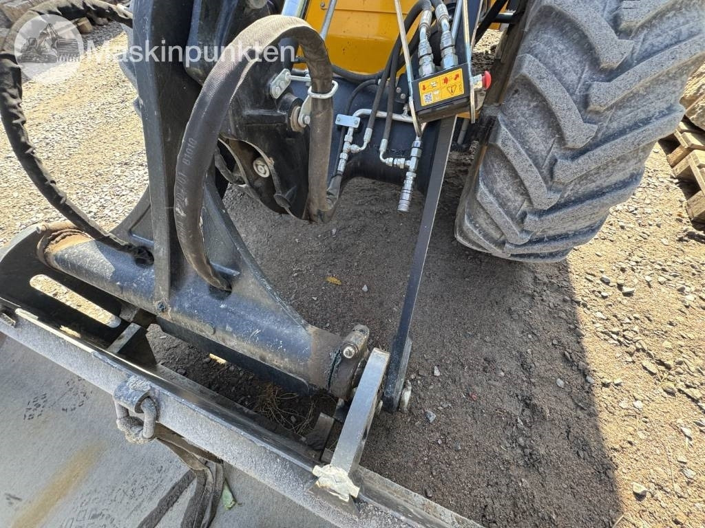 Chargeuse sur pneus JCB 409