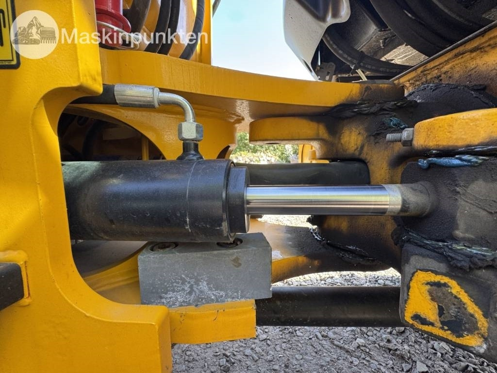 Chargeuse sur pneus JCB 409