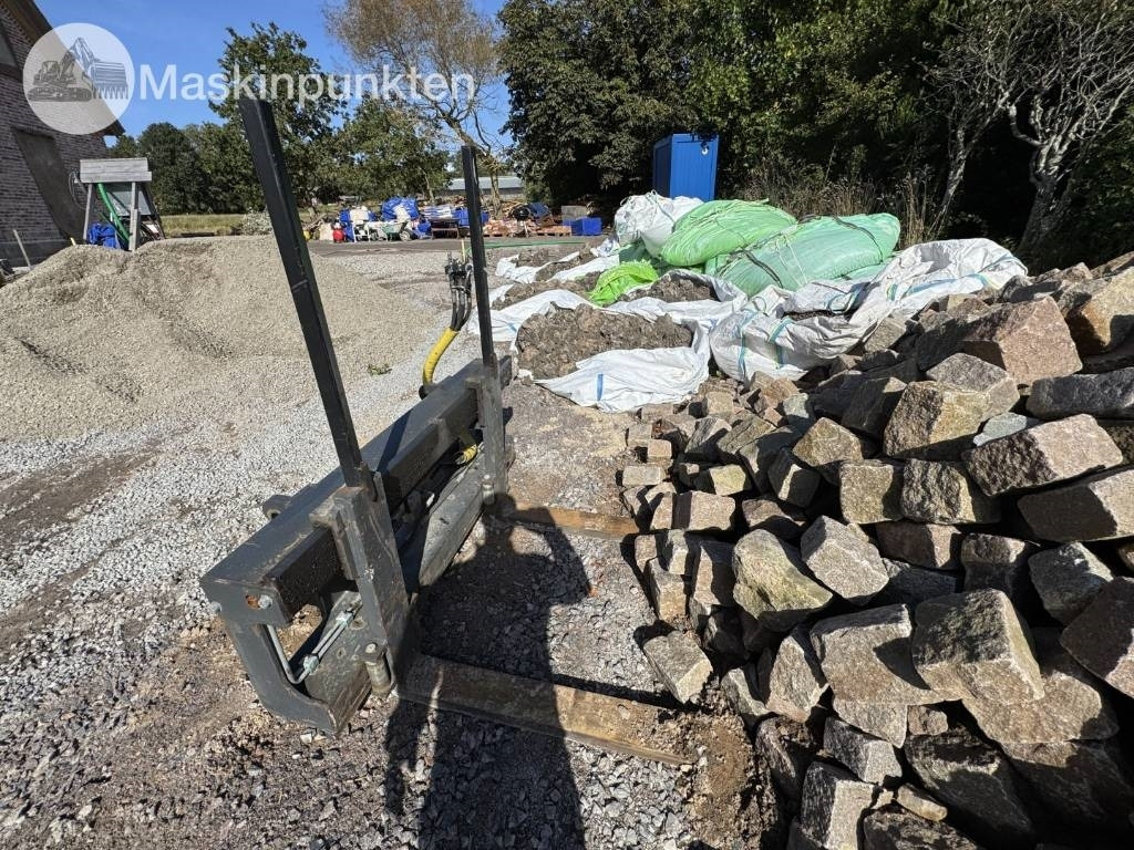 Chargeuse sur pneus JCB 409