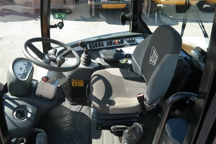 Chargeuse sur pneus JCB 409ZX