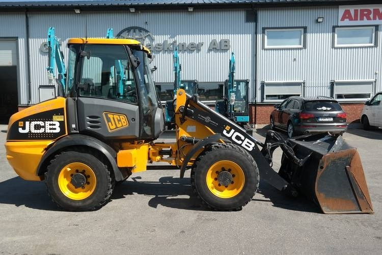 Chargeuse sur pneus JCB 409ZX