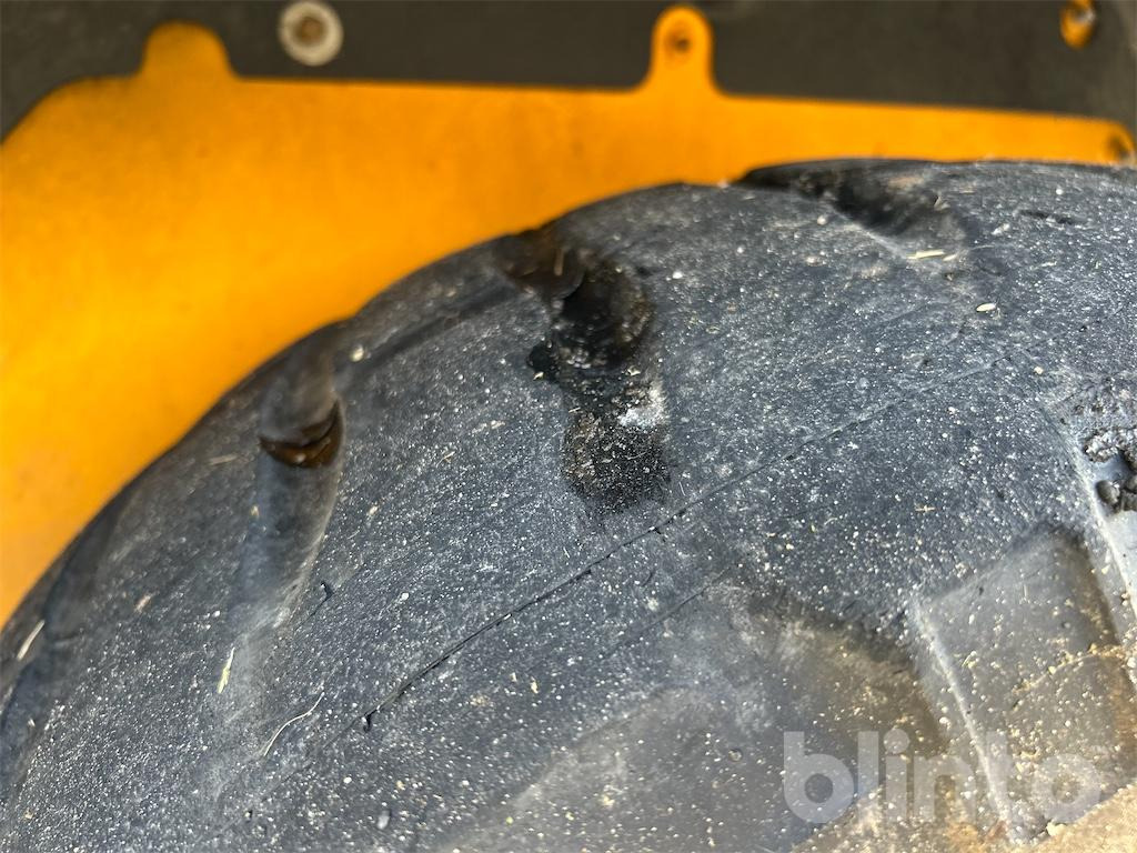 Chargeuse sur pneus JCB 409 (2010)