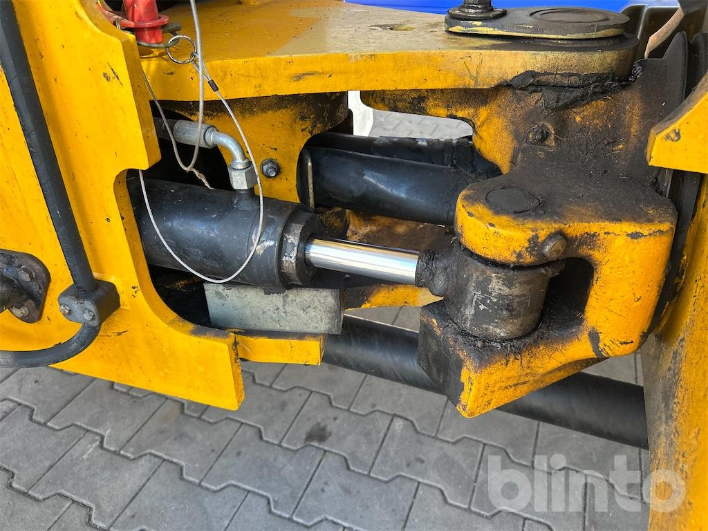 Chargeuse sur pneus JCB 409 (2010)