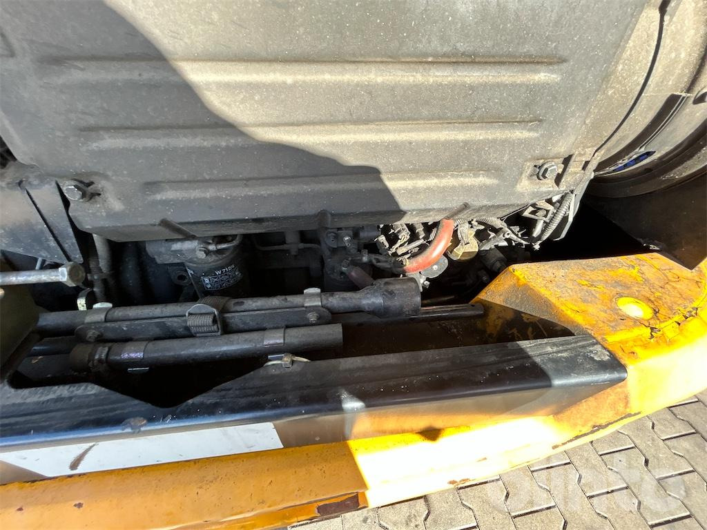 Chargeuse sur pneus JCB 409 (2010)