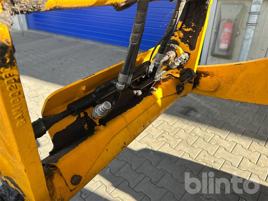 Chargeuse sur pneus JCB 409 (2010)