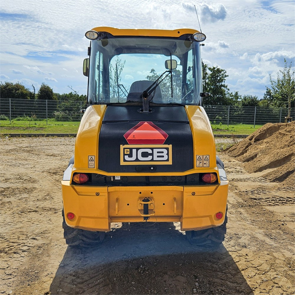 Chargeuse sur pneus JCB 409 AG T4