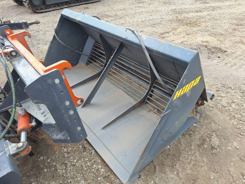 Chargeuse sur pneus JCB 409 AURA, HIEKOITIN YM.