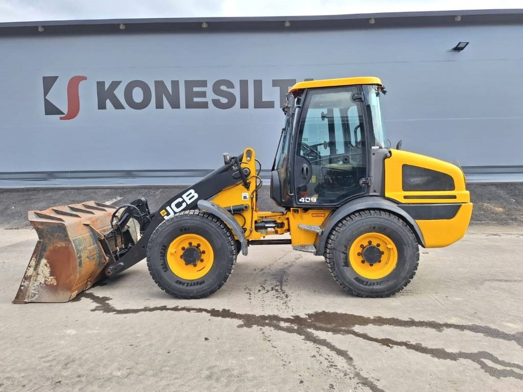 Chargeuse sur pneus JCB 409 AURA, HIEKOITIN YM.