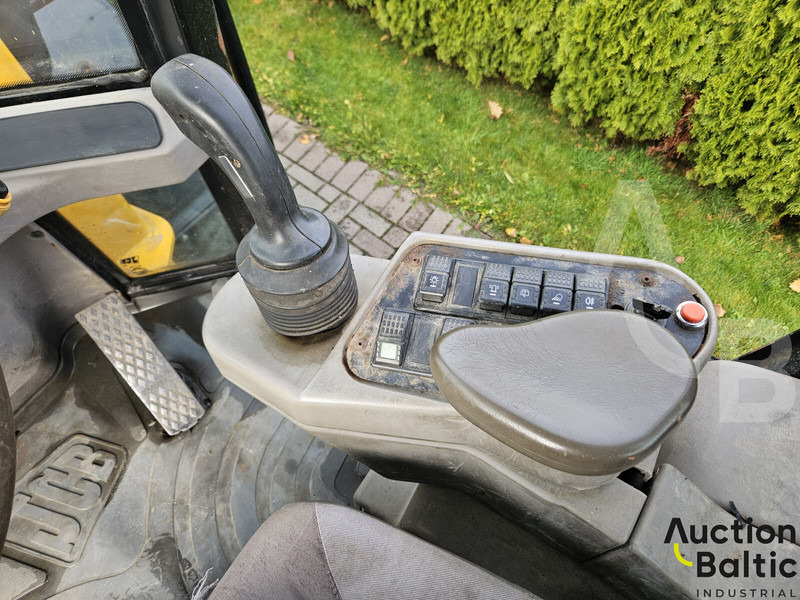 Chargeuse sur pneus JCB 409 B