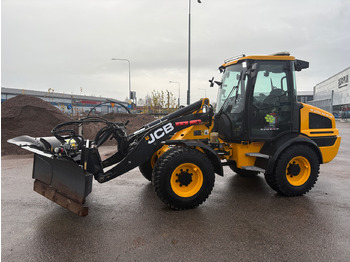Chargeuse sur pneus JCB 409 SV AG