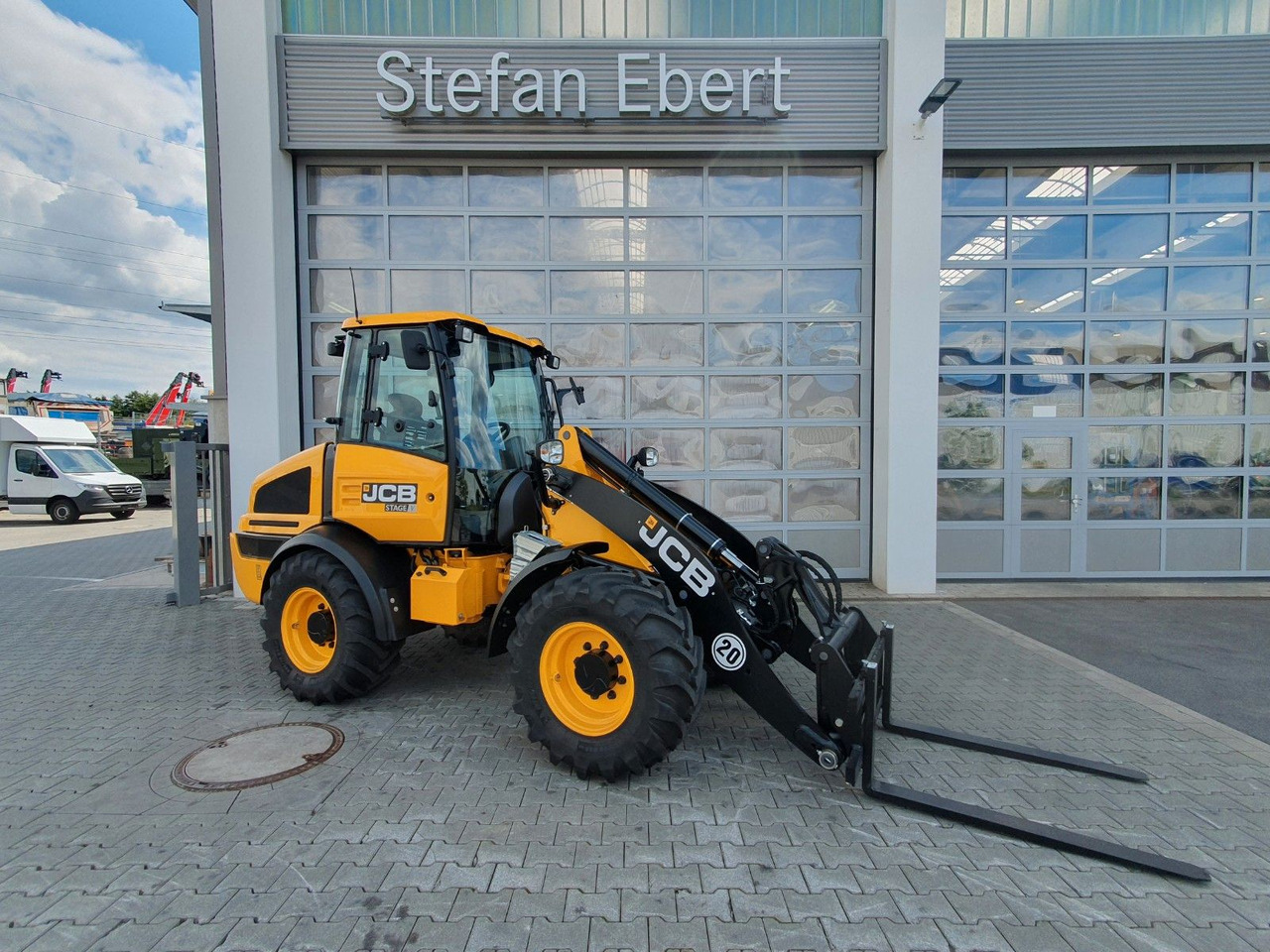 Chargeuse sur pneus JCB 409 SV / Neufahrzeug / Gabel