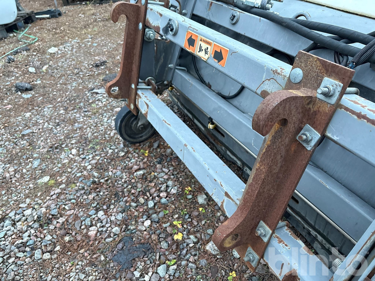 Chargeuse sur pneus JCB 409 T4