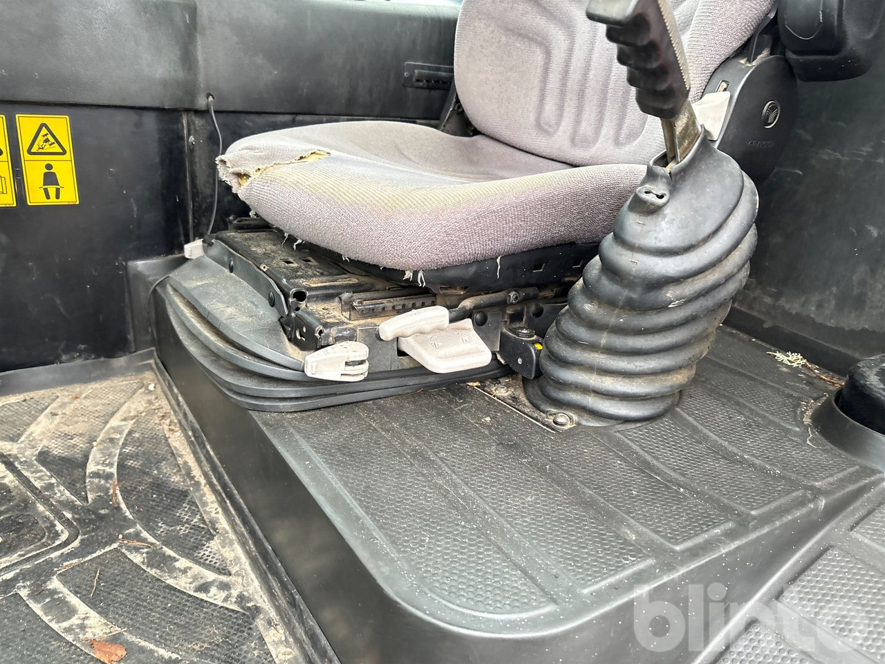Chargeuse sur pneus JCB 409 T4