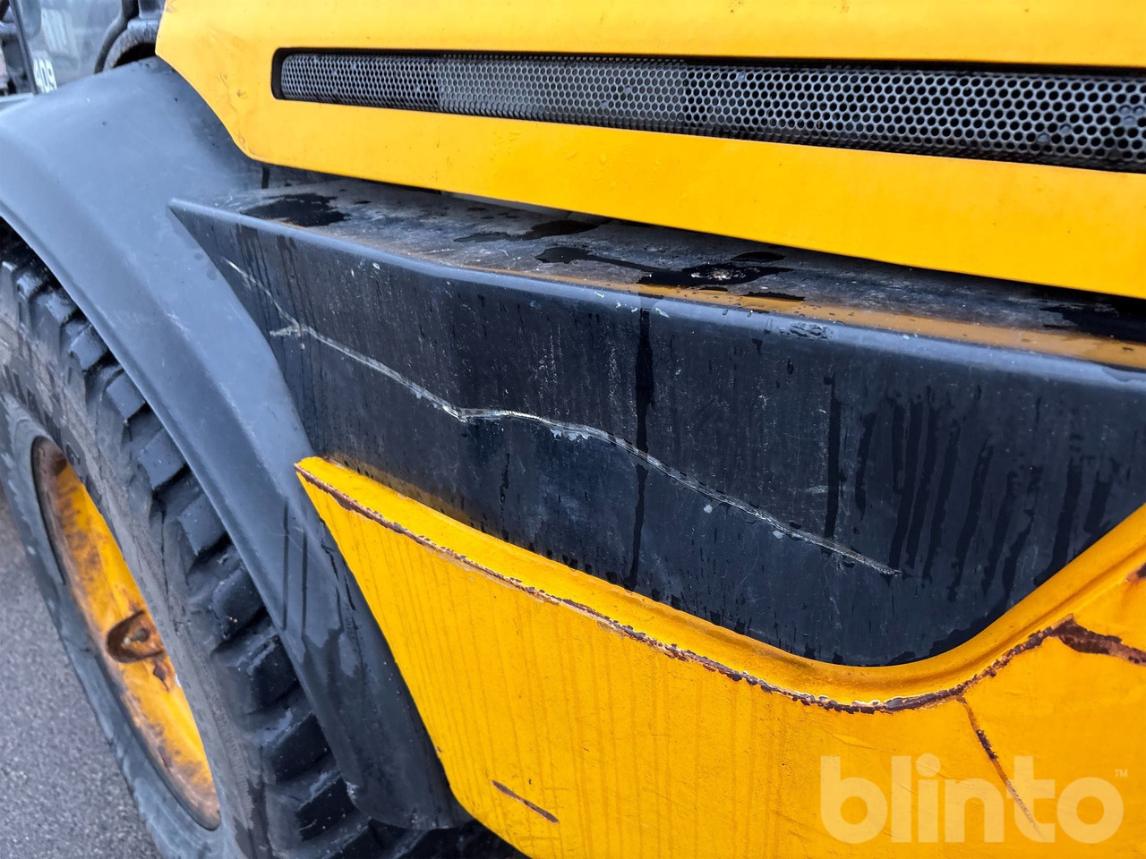 Chargeuse sur pneus JCB 409 T4