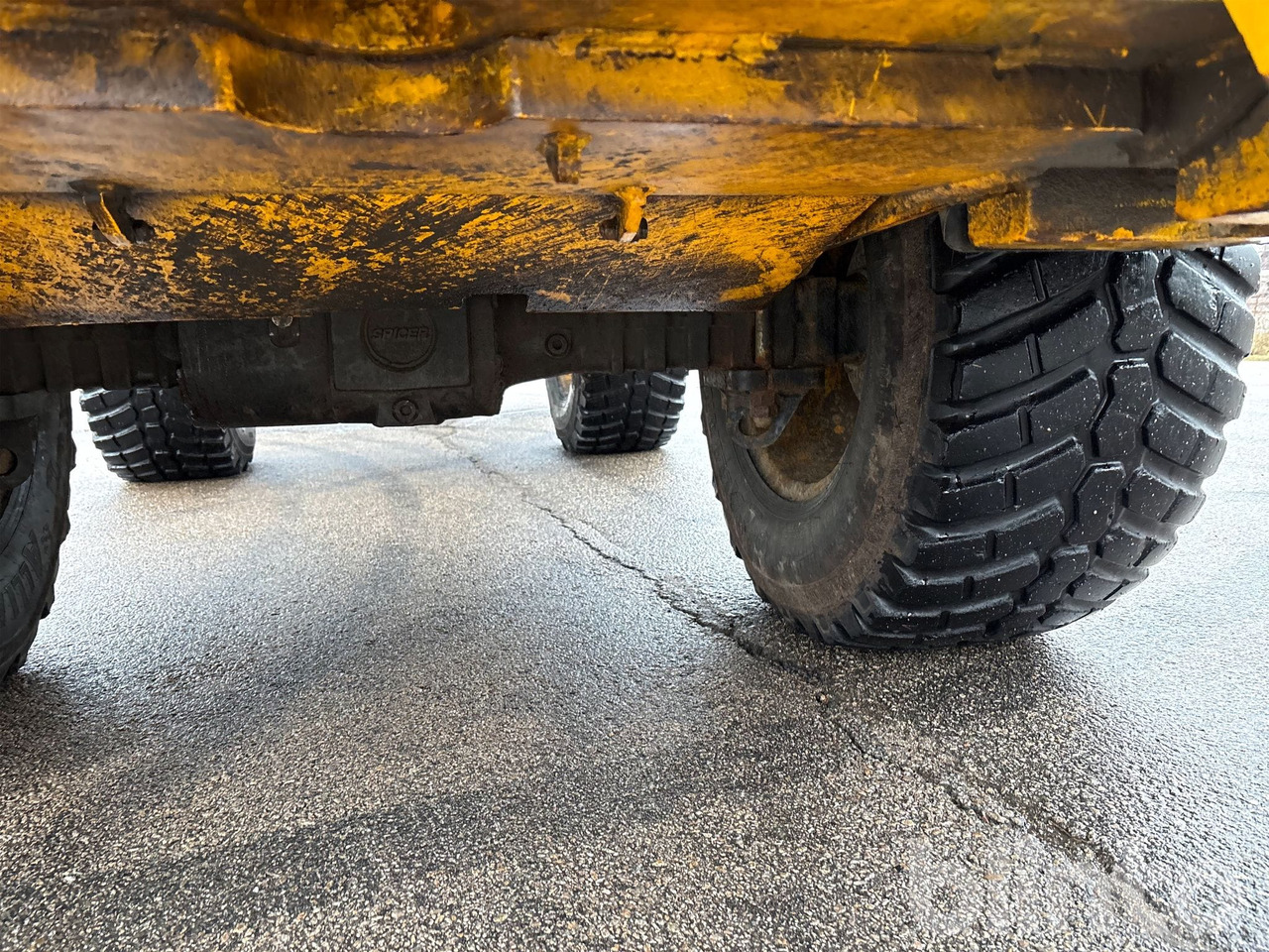 Chargeuse sur pneus JCB 409 T4