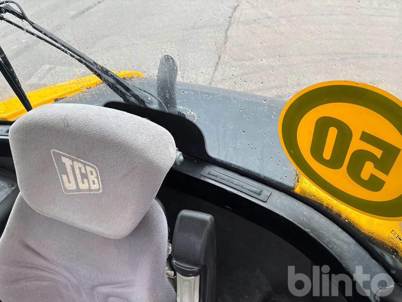 Chargeuse sur pneus JCB 409 T4