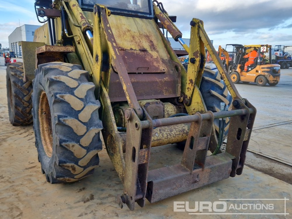 Chargeuse sur pneus JCB 410