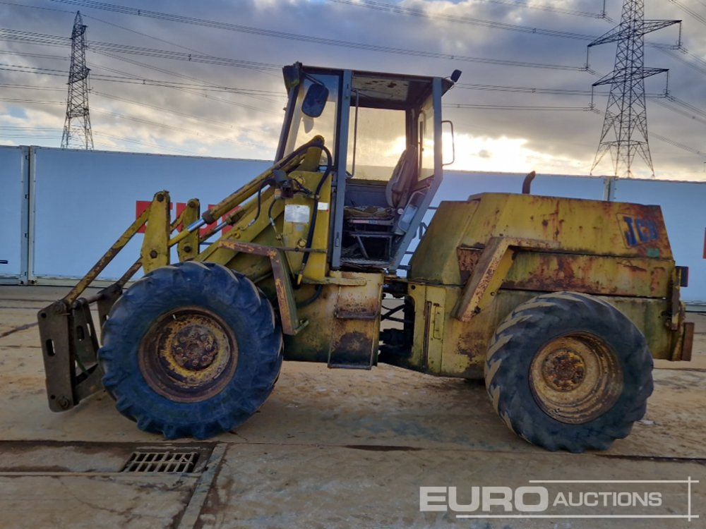 Chargeuse sur pneus JCB 410