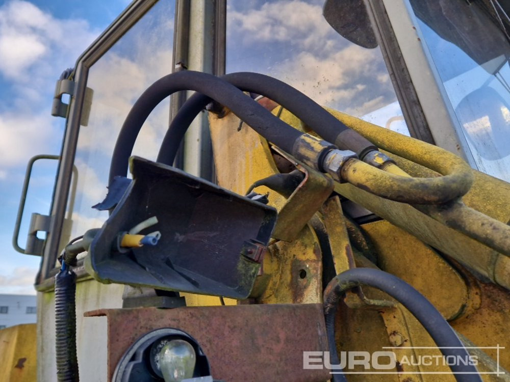 Chargeuse sur pneus JCB 410