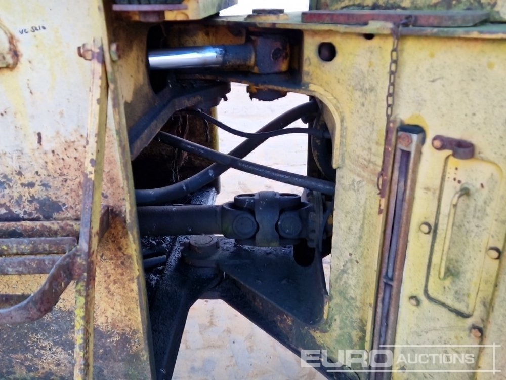 Chargeuse sur pneus JCB 410