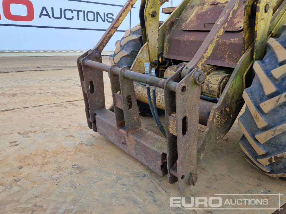 Chargeuse sur pneus JCB 410