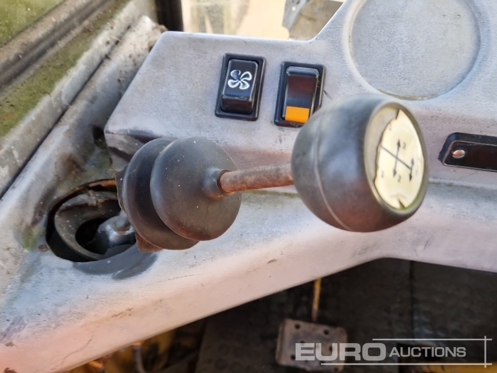 Chargeuse sur pneus JCB 410