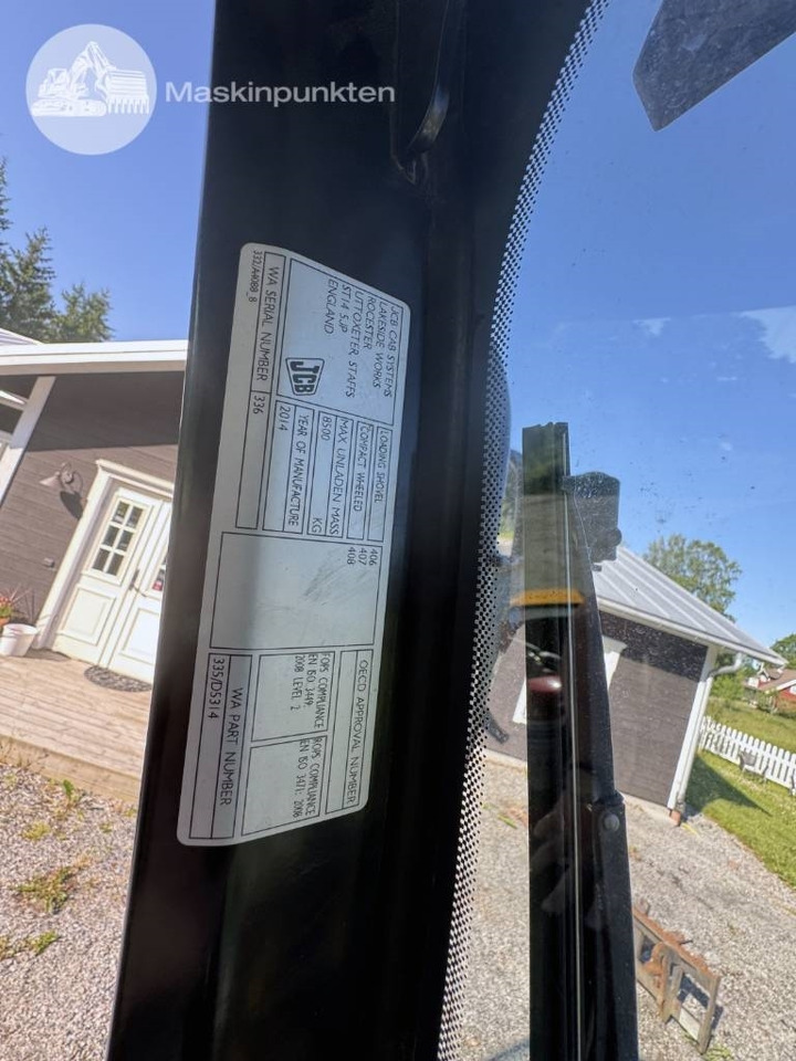 Chargeuse sur pneus JCB 413 K