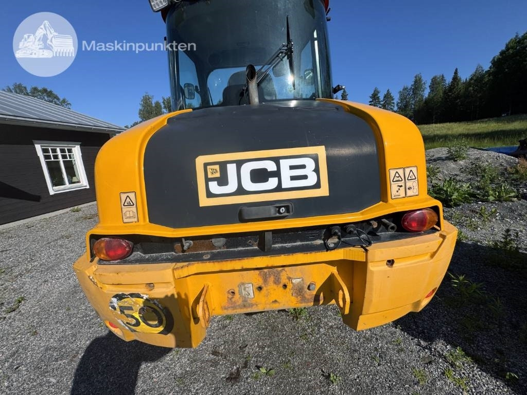 Chargeuse sur pneus JCB 413 K