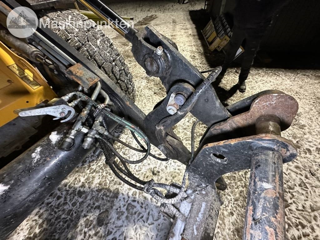 Chargeuse sur pneus JCB 413 S