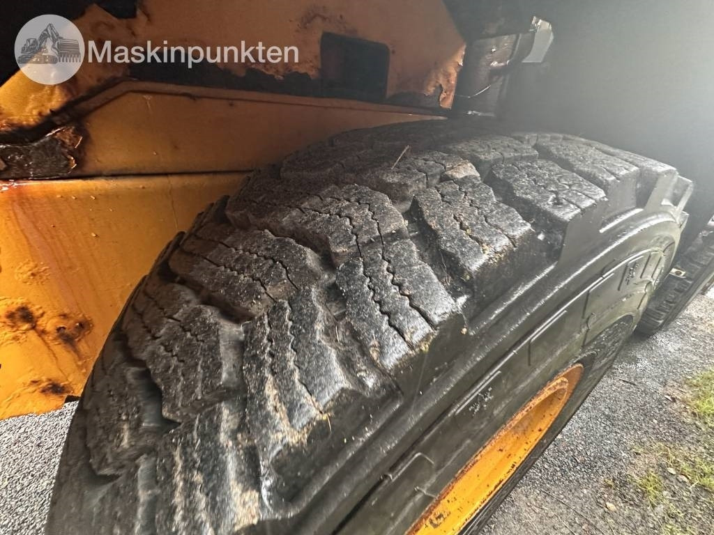 Chargeuse sur pneus JCB 416 S