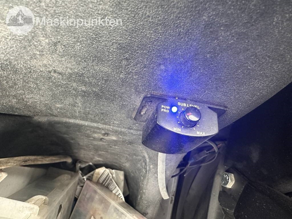 Chargeuse sur pneus JCB 416 S