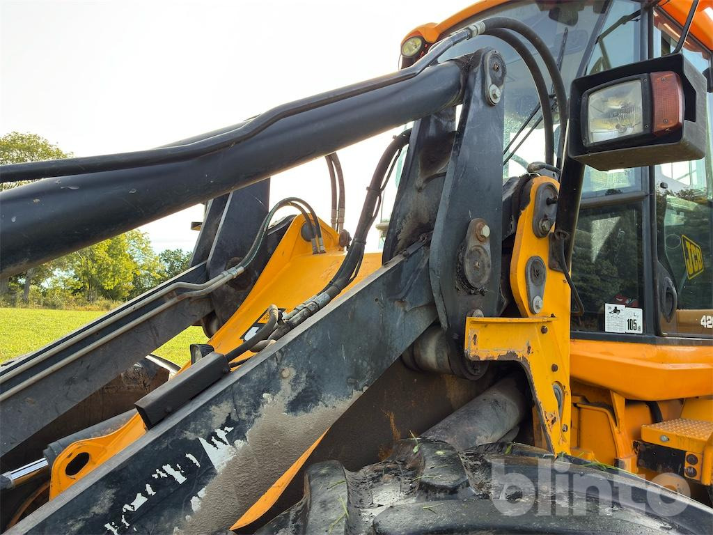Chargeuse sur pneus JCB 426 AGRI