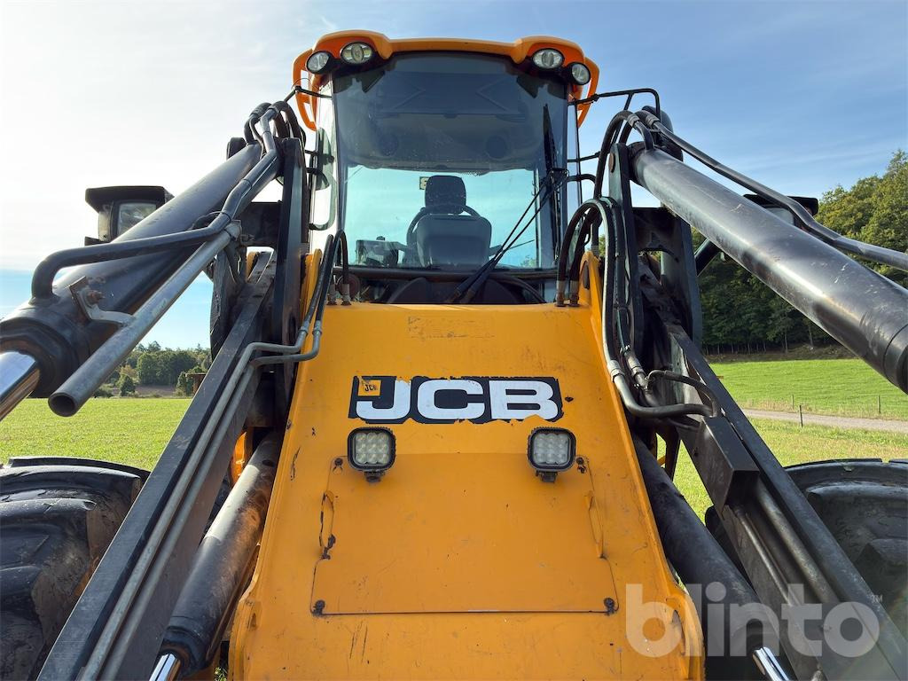 Chargeuse sur pneus JCB 426 AGRI