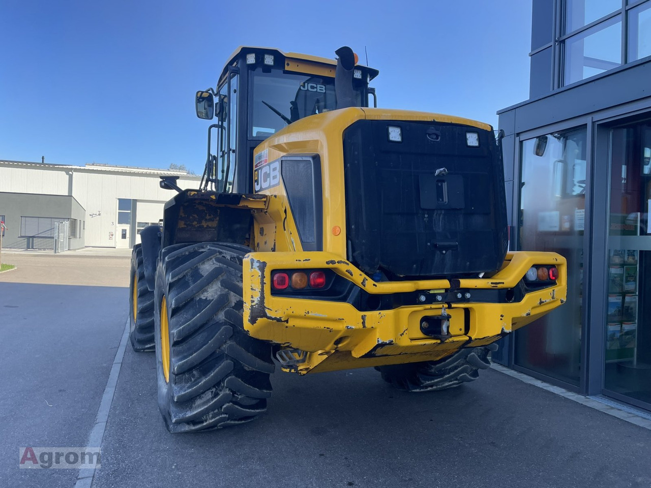 Chargeuse sur pneus JCB 427 HT Agri