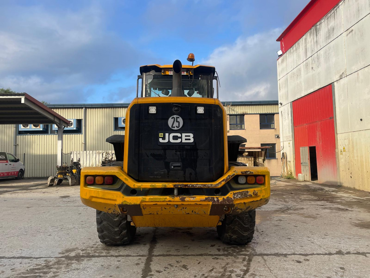 Chargeuse sur pneus JCB 427 HT S5