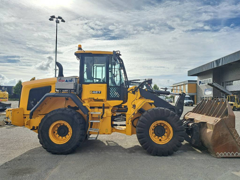 Chargeuse sur pneus JCB 427 ZX