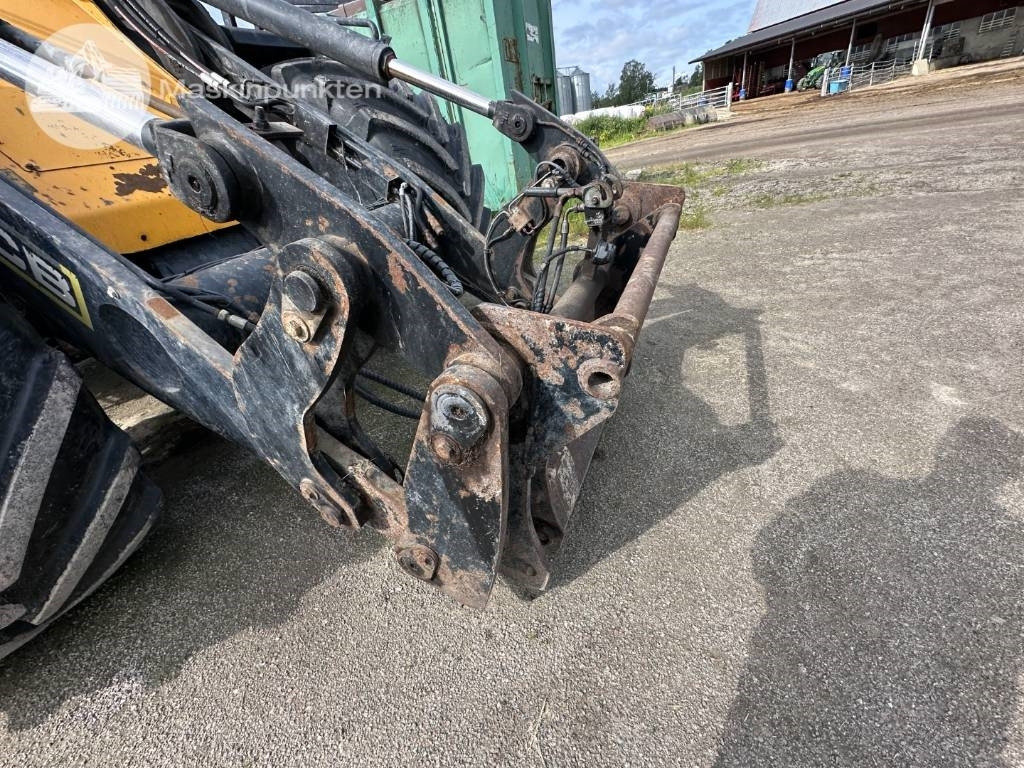 Chargeuse sur pneus JCB 435