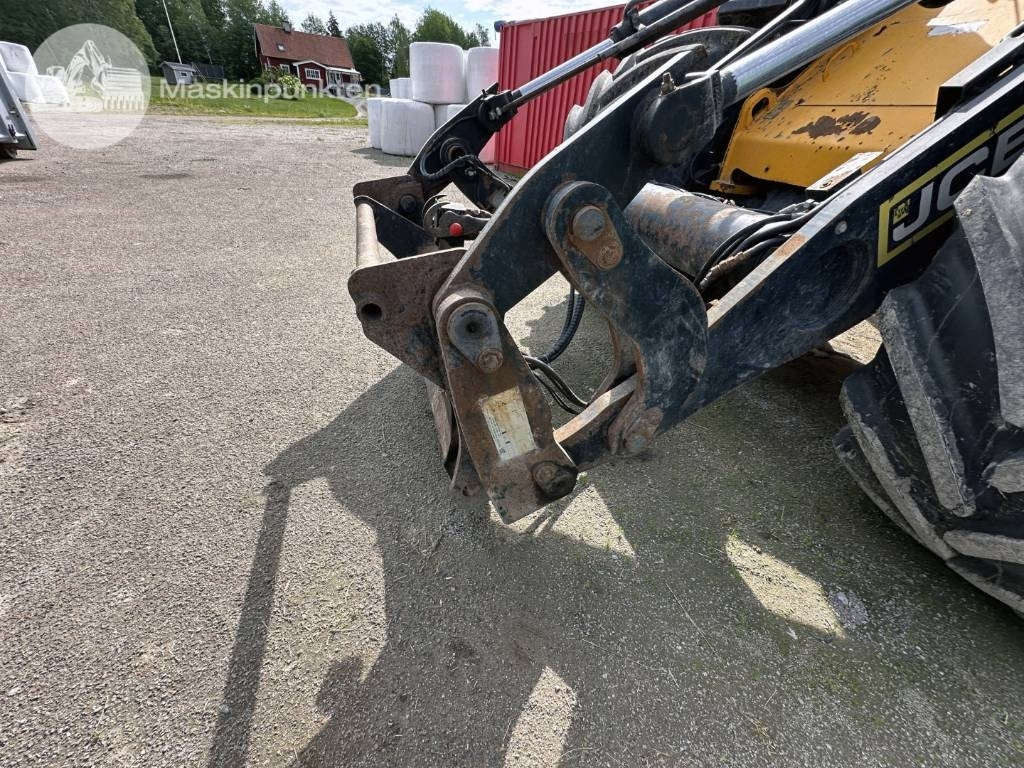 Chargeuse sur pneus JCB 435
