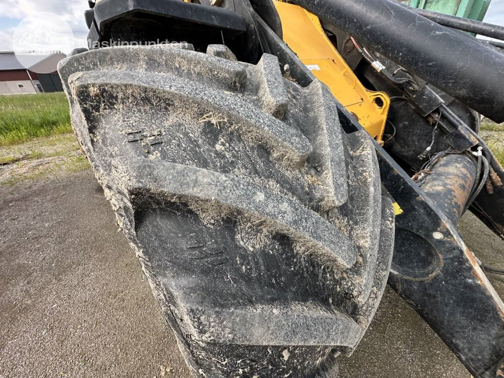 Chargeuse sur pneus JCB 435
